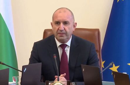 СТИГНАХМЕ АБСОЛЮТНОТО ДЪНО! НИКОЙ НЕ СИ Е ПОЗВОЛЯВАЛ ДА ЛЪЖЕ ПУБЛИЧНО ЗА ДЕТАЙЛИ, КАКТО СИ ПОЗВОЛЯВА РАДЕВ!