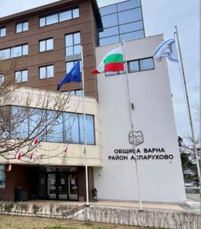 ЧОВЕК НА КОСТА СТОЯНОВ ОТ „ВЪЗРАЖДАНЕ“ В СХЕМА ЗА ИЗТОЧВАНЕ НА ОБЩИНСКИ ИМОТИ