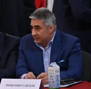 ЛЮБОМИР ГАЙДОВ И ВОЙНАТА ЗА ВЪРХОВНИЯ АДМИНИСТРАТИВЕН СЪД: СЪД, ЛЕКАРСТВА, ВЛИЯНИЕ ЗА МИЛИОНИ