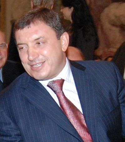 ТРИ ГОДИНИ СЛЕД УБИЙСТВОТО НА АЛЕКСЕЙ ПЕТРОВ. НИКОЙ НЕ РАЗСЛЕДВА, НЯМА КАК ДЪРЖАВАТА ДА РАЗСЛЕДВА САМА СЕБЕ СИ. КУРВИТЕ ОТ МВР НЕ СИ МРЪДНАХА ПРЪСТА. „ЗАПОМНИ ЗА МЕН – КАКВОТО И ДА СЪМ ПРАВЕЛ, ВИНАГИ ГО ПРАВЕХ В ИМЕТО НА ДЪРЖАВАТА!“