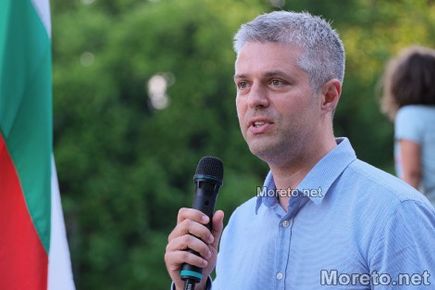 ПОРЕДЕН АБСУРД ВЪВ ВАРНА: КАК ОБЩИНАТА НА БЛАГО КОЦЕВ ПРИНУЖДАВА ГРАЖДАНИ ДА ПЛАЩАТ СТОТИЦИ ХИЛЯДИ ЕВРА ЗА БЕЗПЛАТНА УСЛУГА