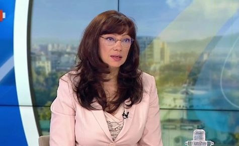 КОЙТО И „БАШ ИДИОТ НА ВЛАСТТА“, СЛОЖИЛ МИЛЕНА МИЛОТИНОВА НАЧЕЛО НА БНТ, ДА МАХА ТОЗИ ЗАХАБЕН ИЗКУСТВЕН ИНТЕЛЕКТ ОТ ШЕФСКОТО МЯСТО НА БНТ! НЕ МОЖЕ ГОДИНИ НАРЕД ДА ВОДИШ УЛТРА ПОСРЕДСТВЕНО ПРЕДАВАНЕ, А ПОСЛЕ ИЗВЕДНЪЖ ДА ПРАВИШ ГЕНИАЛНА ТЕЛЕВИЗИЯ. ПРОСТО НЯМА КАК!