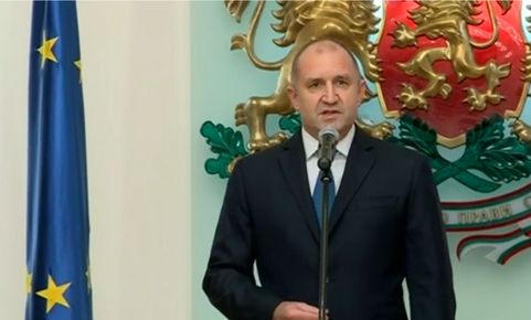 ПАК ВРЯВА, КАКВО ТОЛКОВА СА СЕ РАЗКРЯКАЛИ, ТА ДАЖЕ ЛИЧНА СРЕЩА НА РАДЕВ С МИТРОФАНОВА, КОЯТО ИНАЧЕ ПРОПУСКА ДА ПОКАНИ НА 3 МАРТ
