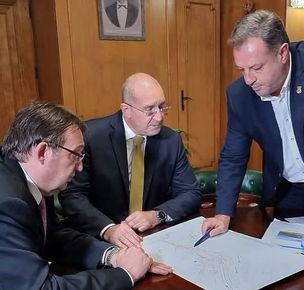 ПРЕМИЕРЪТ ДОКАЗАНО ЛЪЖЕ. РУМЕН РАДЕВ ЛЪЖЕ. ПАТОЛОГИЧНО. ПОСТОЯННО. ЗА ВСИЧКО