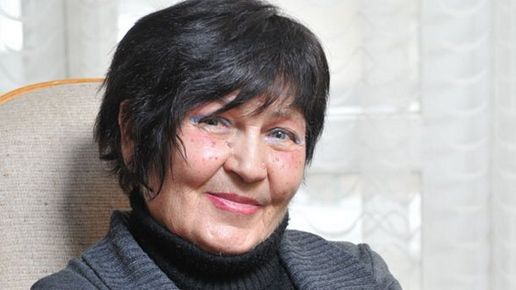 Вълшебницата на българското слово Весела Люцканова празнува рожден ден