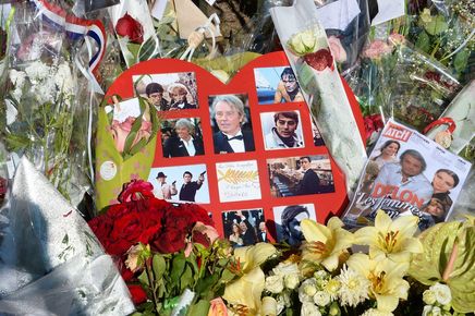 Отварят за посетители гроба на Ален Делон