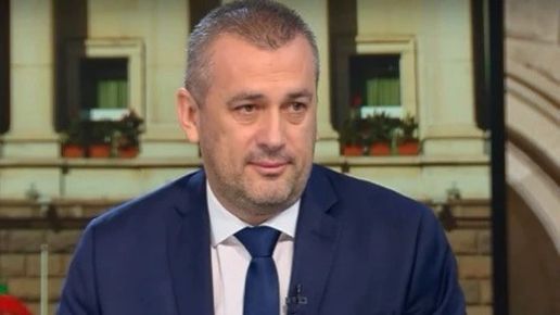 На българските летища в момента няма съюзнически самолети, участващи в конфликти, заяви министър Георги Пеев
