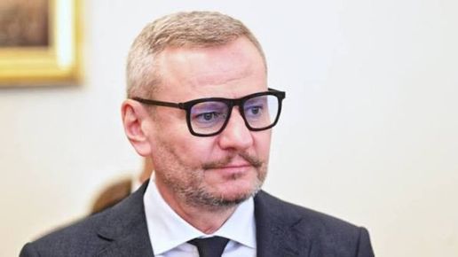 Министър Милошев обеща засилен контрол върху реконструкцията на паметника Шипка