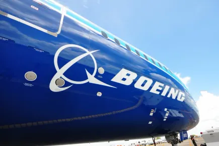 Boeing с по-голяма загуба за второто тримесечие след разход от 280 млн. долара по програмата Air Force One