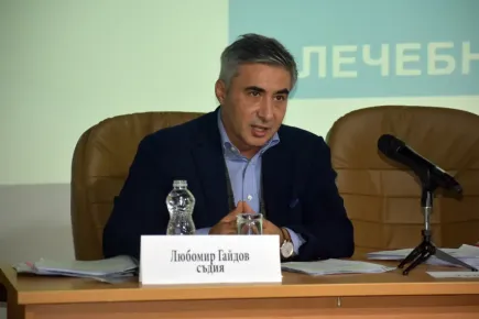 Кариерата на Любомир Гайдов между здравната администрация и ВАС: Съд, лекарства и влияние за милиони