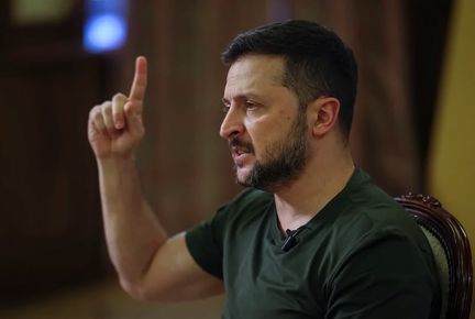 Зеленски заплаши Европа с украинска бежанска криза, ако загуби войната