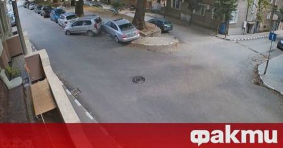 Млад шофьор предизвика зрелищна верижна катастрофа в Асеновград след като ...