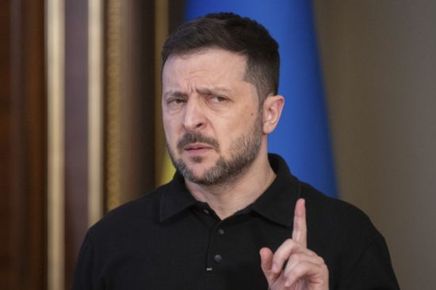 Като самоубийствено и контрапродуктивно определи отпадането на санкциите от ЕС ...