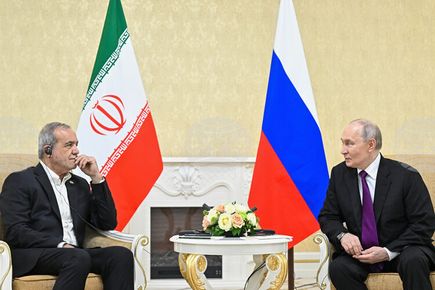 Техеран прави истински опити да сложи край на конфликта избухнал ...