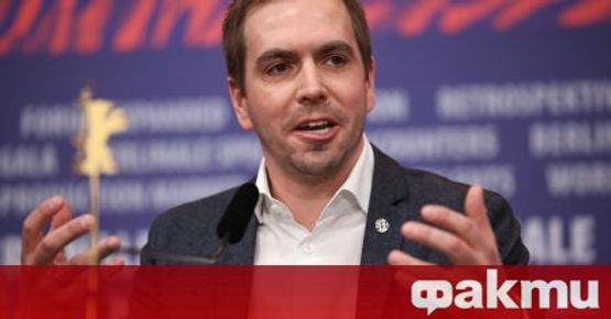 Легендарният бивш капитан на германския национален отбор и световен шампион ...