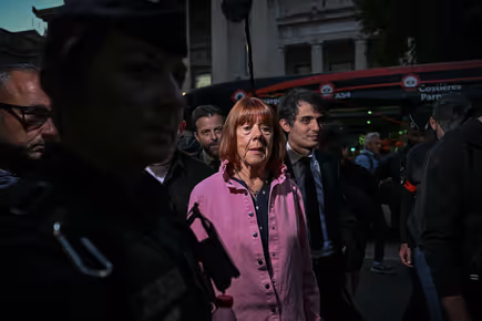 Полицията разкри международни мрежи от мъже, използващи онлайн чат групи, за да дрогират и изнасилват жени