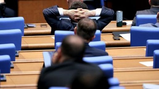 Бюджет 2026 влиза на второ четене в парламента: Спор за минималната заплата, трудовия стаж и социалните разходи