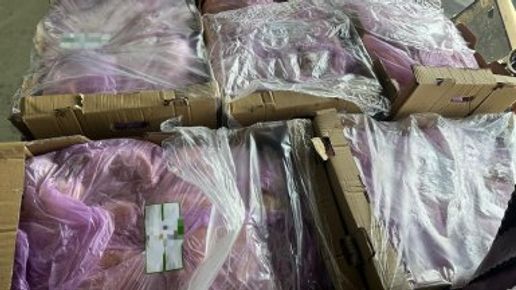 Спряха 35 тона негодни храни: 19 тона пилешко и 16 тона масло не стигнаха до магазините