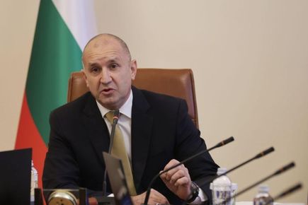 Четири пъти по-ниски такси за електроника: Румен Радев обяви промени в управлението на отпадъците (ВИДЕО)