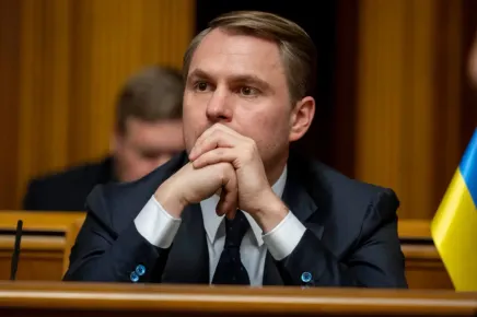 Руслан Кравченко в скандал: твърдения за бягство в Полша, сейф с пари и връзки с измамни колцентрове