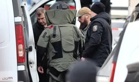 Взривно устройство откриха в Централна поща в София след сигнал за бомба