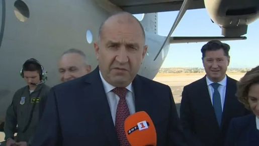 Останките, свързвани с цар Самуил, пристигат в София със самолет „Спартан“ и въздушен ескорт