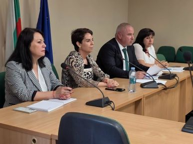 Областният управител на Кюстендил свика институциите за общи мерки за безопасността на движението