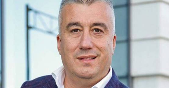 ПР- ът Атанас Лазаров изригна пред „Топ Преса“ след избора на Бургас за Евровизия: Бургас спечели, но нека логистиката не провали България пред света!