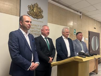 Кметът на Кюстендил с апел към Министерския съвет: Време е да се сложи ред при тротинетките