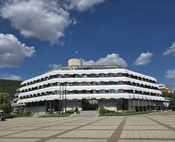 Над 5,37 млн. евро за по-енергийно обществени и образователни сгради в Дупница