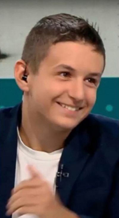 Синът на Милен Цветков трогна ефира: 14-годишният Боян застана пред камерата и показа, че достойното име продължава да живее