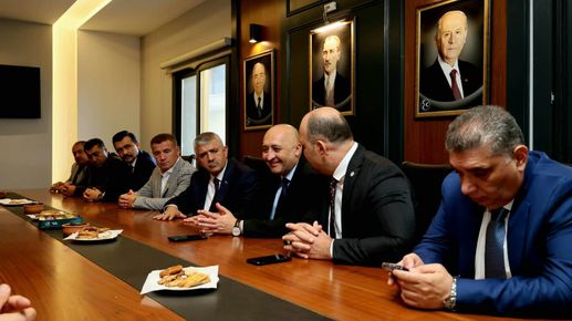 Делегация на ДПС проведе среща с ръководството на MHP в Измир, Република Турция