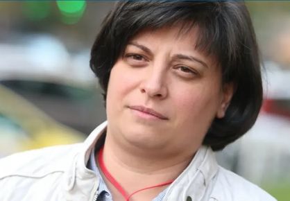 Русинова предупреждава за скорошно „тексаско клане“ по пътищата