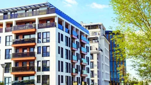 Жилищата в страната нараснаха с 425 хил.