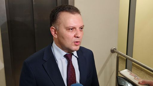 Дисциплинарки срещу четирима нотариуси заради „Баба Алино“