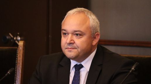 Подаването на сигнал от Калин Стоянов е индикация за „натискане на бутон“ от страна на Делян Пеевски, каза вътрешният министър