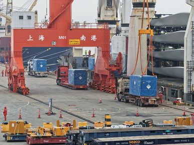 Китайският износ показва забележителна устойчивост