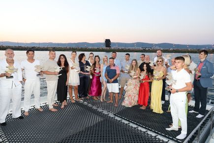 В открито море се раздадоха 13-тите награди за бизнес и туризъм