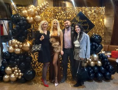 Кралицата на „Мироглед“ отпразнува 50-те с холивудска визия!