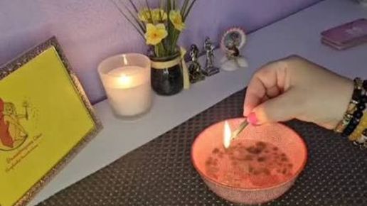 Домашно гадаене със свещ! Ето каква подготовка изисква