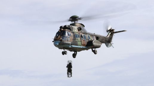Зрелищни демонстрации за 65 г. авиобаза Крумово (снимки)