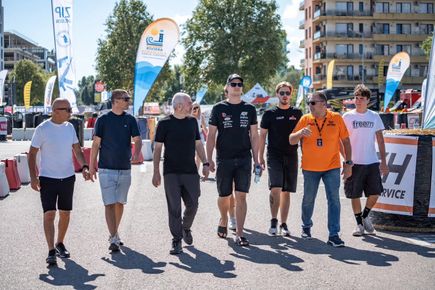 Мартин Сурилов и Ясен Попов започнаха участието си в Mamaia Rally Show