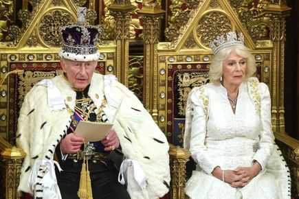Кралица Камила пожела да сподели диагнозата на краля по време на посещение в благотворителна организация за борба с рака