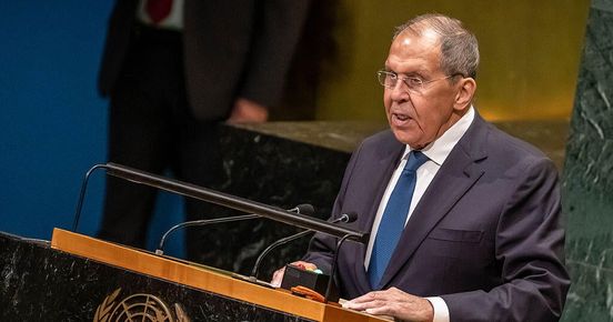 Русия обвинява Европа, че блокира мирните преговори за Украйна, докато Тръмп призовава Зеленски да се „уреди с Путин“