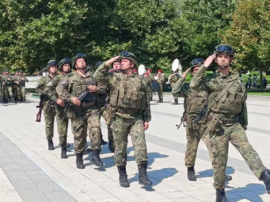 В Плевен бе тържествено посрещнат български военен контингент, завърнал се от участие на мисията на НАТО в Косово