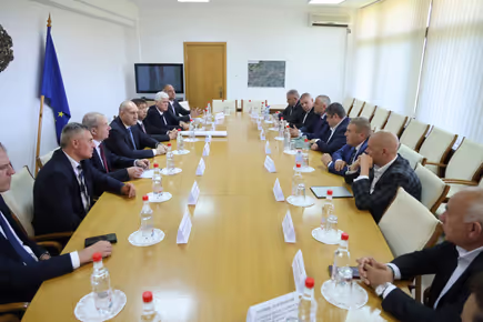 Румен Радев: Правителството предприема мерки и отпуска средства, така че догодина да не говорим за водна криза в Плевен
