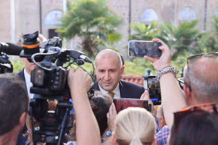Радев: Възстановяването на мира в Украйна е от интерес за цяла Европа, защото продължаваме да плащаме изключително висока цена