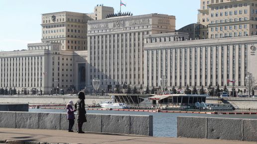 Русия обяви засилване на атаките срещу ВПК на Украйна след заплахите на Зеленски