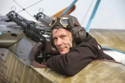 Брус Дикинсън, който отказа да живее само един живот