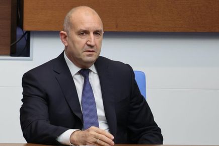 Радев атакува евродепутати заради т. 6 от резолюцията за Черно море